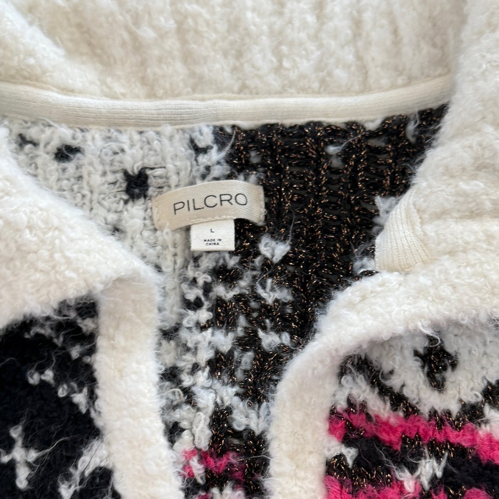 NWT Anthropologie Pilcro V-Neck Fuzzy Printed Popover Sweater - Picture 7 of 13